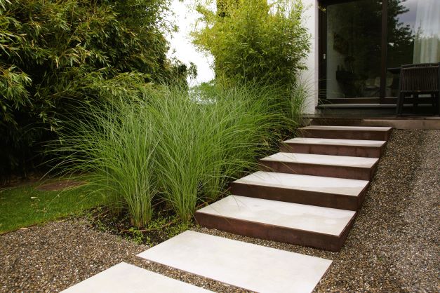 Treppen in Splittbett