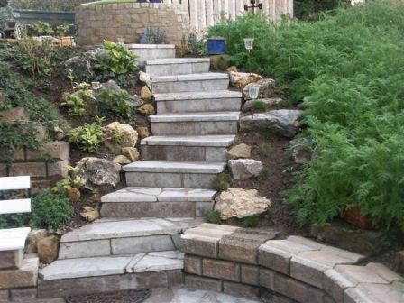 Treppe aus fr�nkischem Muschelkalk